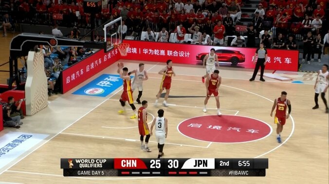 ファン熱狂！日本天才SGが中国相手に「交代4秒で違い生む」“超絶ノールックパス”に「Hero is back」【バスケW杯予選】 4枚目