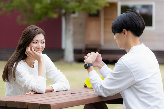 女優・さき「本気で恋する気ある？」「向き合ってない」年下男子にチクリ『私の年下王子さま』第4話 3枚目