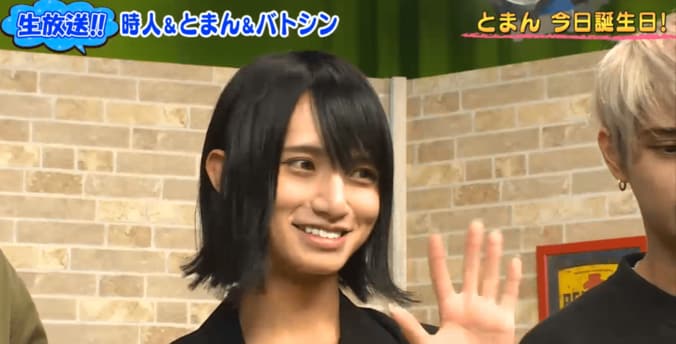 XOXとまん「ずっと嫌われ者だったけど…」　誕生日プレゼントに感激 1枚目