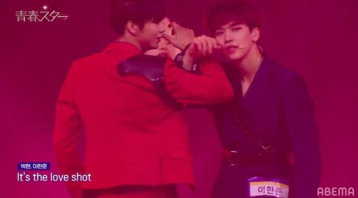 「レベルが歴代級」日本人カズタ含むアイドルチームの完璧ステージに最高得点！プロたちもスタンディングオベーション『青春スター』