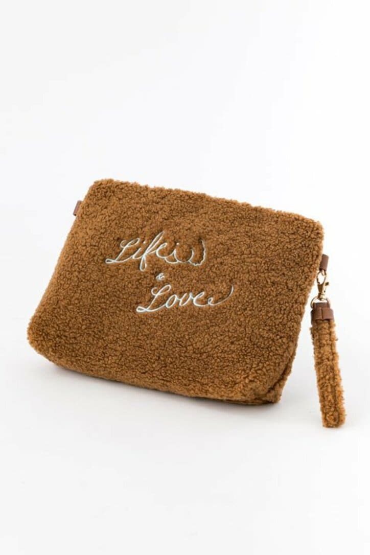 アニメ『ユーリ!!! on ICE』イメージのカットソー、愛犬＆愛猫モチーフのバッグが登場！