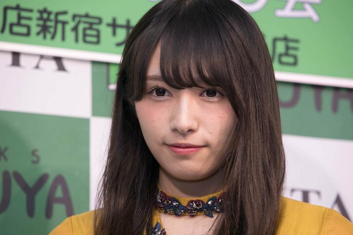 「白石麻衣は憧れの存在」欅坂46・渡辺梨加、水着姿も披露した初のソロ写真集は初版10万部