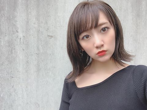 高橋みなみ 久しぶりのヘアカットを報告 めっちゃ可愛いんですけど 素敵です とファン絶賛 話題 Abema Times