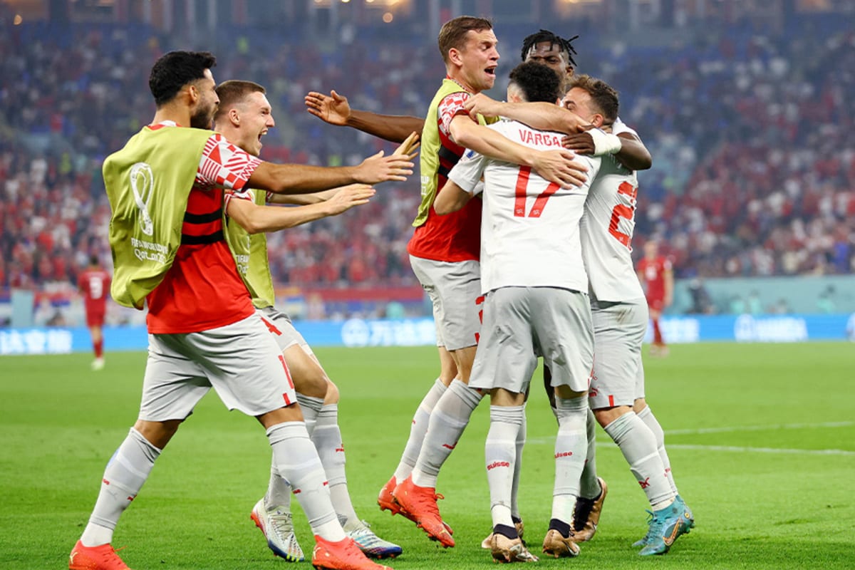 W杯 スイスがセルビアとの打ち合いを制す 今大会 ラスト の決勝トーナメント進出の切符を獲得 Football Zone Fifa ワールドカップ 22 完全ガイド By Abema
