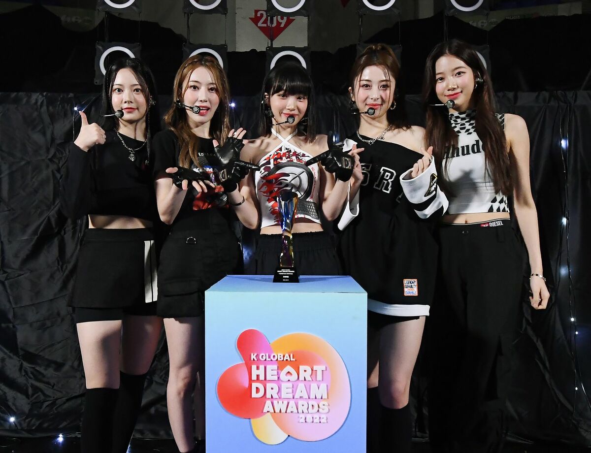 宮脇咲良、日本語でメッセージも LE SSERAFIMが2冠！完璧