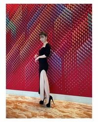 大島優子、“スリット入りドレス”を着た美しい立ち姿を披露 「すごく綺麗」とファン悶絶