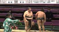 まわしがスゴイところまで…あわやの珍場面 死力を尽くした力士は東と西を間違え行司「こっちこっち」制される場面も