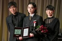 菅田将暉は"オーバーワーク"？ 佐藤浩市「いま走らなかったら、いつ走るんだ！」