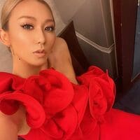 真っ赤なドレスを堂々と着こなす倖田來未に称賛の声「QUEEN」「本当美でしかない！拝みます！！」