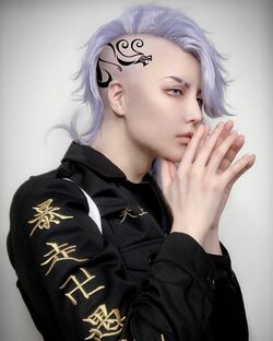 コスプレイヤー・LAY、「東リベ」三ツ谷隆コスに「かっこぃぃぃい」「Really great」と絶賛の声殺到