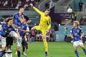 「頭をすっきりさせようと思って…」森保ジャパンと闘ったドイツ代表ＧＫノイアーがスキー旅行で脚を骨折、今季中の復帰が絶望に【Ｗ杯】