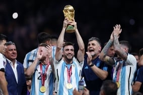 W杯制覇に貢献のタグリアフィコに思わぬ祝福？　“はじまりのクラブ”がソシオ名誉会員に認定