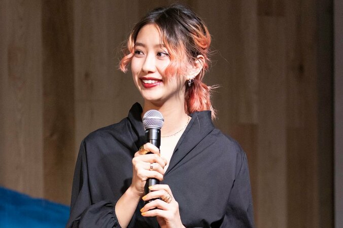 西内まりや、ファンに呼びかけ「ライブ配信。楽しみにして」 16枚目