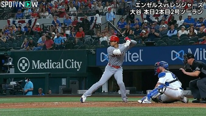 大谷翔平「豪快1号・特大ファウル・完璧2号」飛距離十分の猛打にファン「実質3打席連続のようなもの」 1枚目