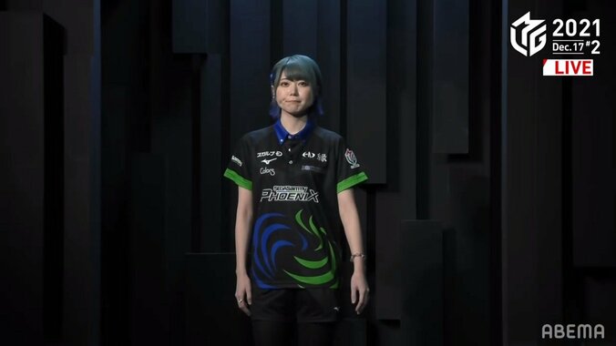 東城りお、彩り鮮やかエメラルドグリーン＆ブルーの髪色に視聴者釘付け「かっけぇ」「きれいな色」／麻雀・Mリーグ 2枚目