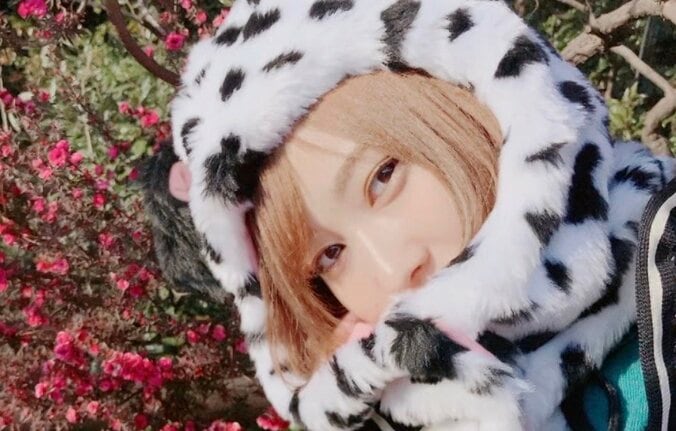 【写真・画像】大人気キャバ嬢に転身した元国民的アイドル「寂しかった」幼少期を振り返る　1枚目