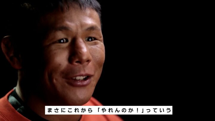 激闘を終えた川尻が北岡に熱すぎるキスと抱擁　北岡「まさにこれからが“やれんのか！”」