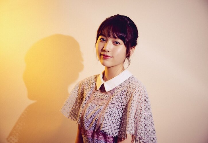 秋田汐梨、佐野勇斗は「お兄ちゃん的存在」 『青夏 きみに恋した30日』インタビュー