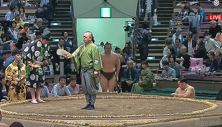 【写真・画像】　1枚目