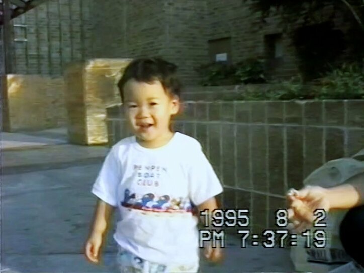 CHICO CARLITO、幼少期の映像と母への感謝を詰め込んだ最新MV「Sandra's Son」公開!!