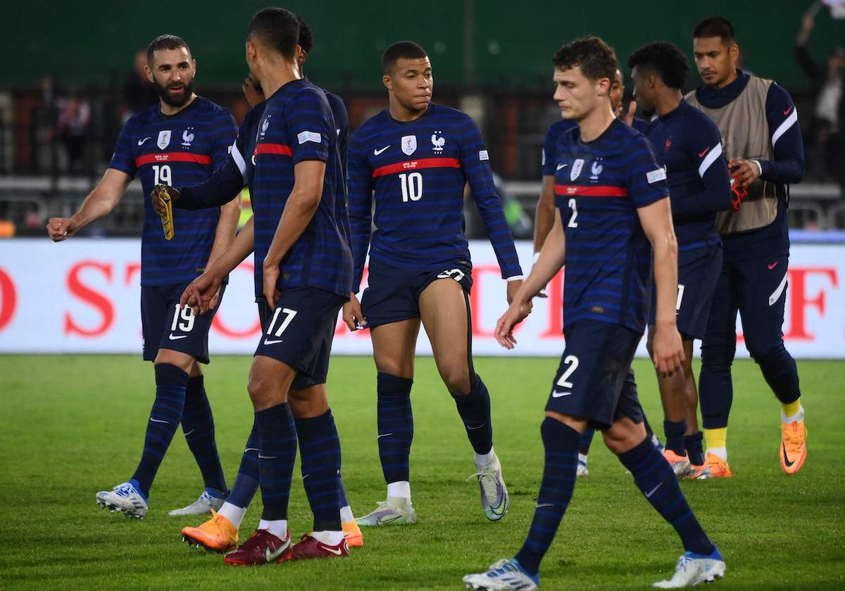 フランス代表　2022W杯　準優勝　プレマッチトップ W杯連覇を狙うフランス代表、25名のメンバー発表! ベンゼマや