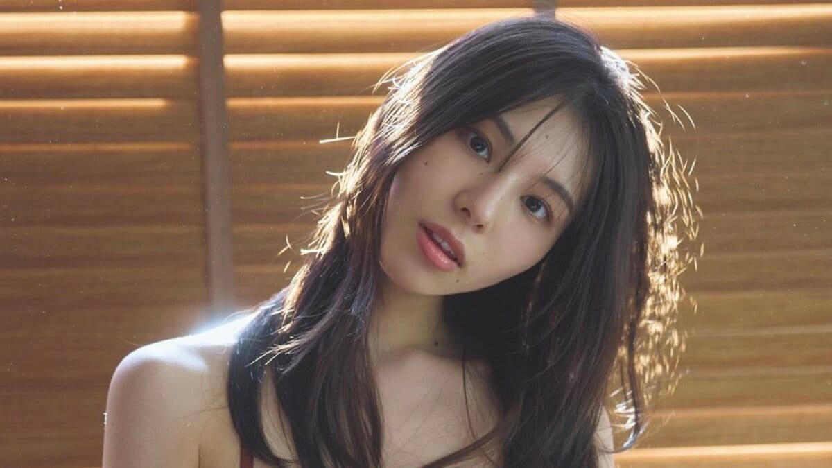 元乃木坂46・相楽伊織、ノスタルジックな“同棲生活”グラビア 『週プレ