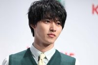 山崎賢人・賀来賢人・ムロツヨシ、3人の豪華ショットに絶賛の声 『今くら』出演に複雑なファンも…