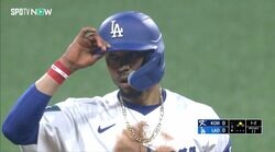 「ベッツ速っ！」大谷翔平の打席で“完璧盗塁” ドジャースが誇るMVP男の驚異的加速にファン驚嘆