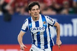 37歳ダビド・シルバ、来季も久保と共闘へ…ソシエダと契約延長に迫る