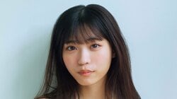 僕が見たかった青空・金澤亜美、“初めて”の純白ビキニカットが解禁 1st写真集が2月27日発売