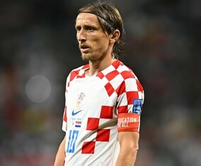 まさに神出鬼没！“スタミナモンスター”37歳モドリッチが話題沸騰「なんでそこいるの」「分身してない？」【W杯ラウンド16】