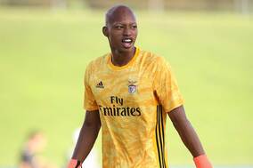 ベンフィカ所属の21歳日本人GK、イタリア首都ローマの観光名所出没でW杯戦士も反応