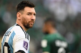 【W杯】メッシのド派手な“金色スパイク”に海外注目　「見たことない」「価値が急上昇する可能性も」