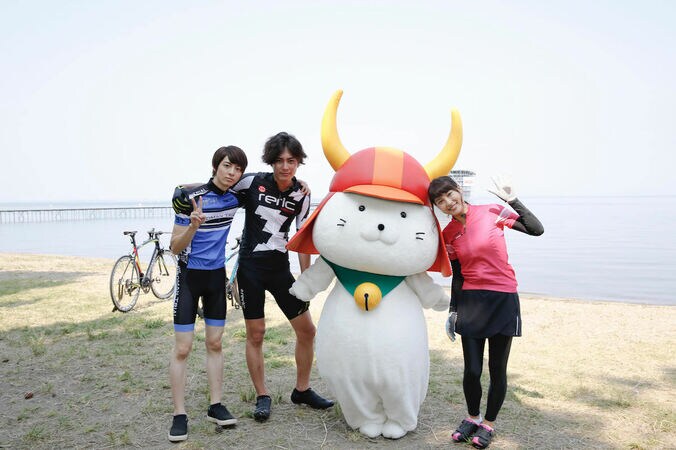 土屋太鳳が毒舌を吐きガンを飛ばす！ 映画『トリガール！』特報映像が解禁 2枚目