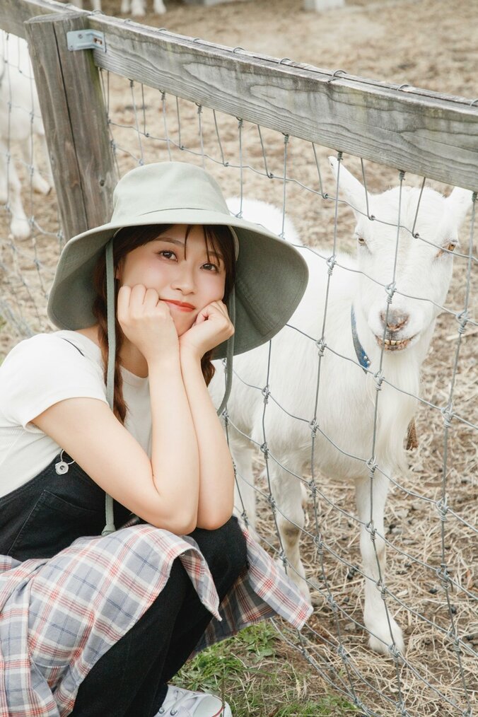 ABEMAアナウンサー・西澤由夏、1st写真集が発売決定 テーマは“独身アラサー女子の休日”、水着カットにも初挑戦 4枚目