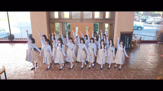 乃木坂46 4期生曲『Out of the blue』のMVが公開 1枚目