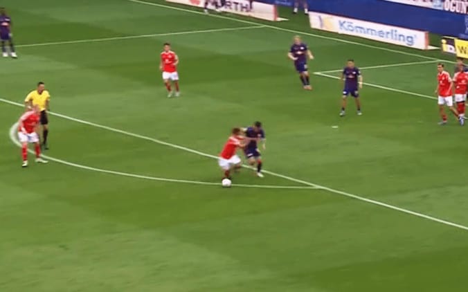 デュエルを仕掛ける佐野海舟