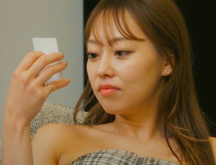 【写真・画像】結婚したい34歳美女、自分の彼氏とデートした女友達にガチギレ…問題写真に硬直　1枚目