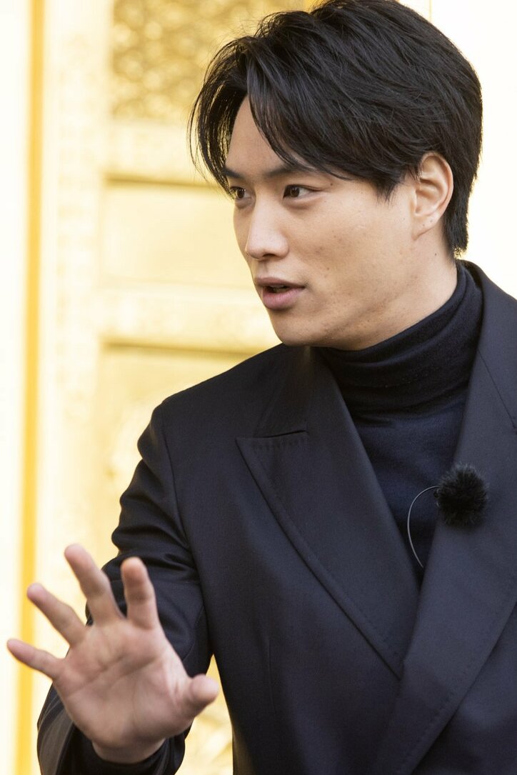 鈴木伸之の突進力は「まるでアイアンマン」と新田真剣佑が太鼓判