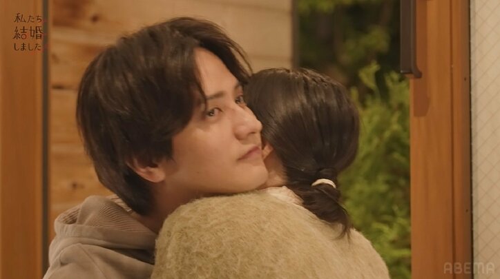 ノンノモデル紺野彩夏、ホロ酔いで「ハグしてくれないの？」大胆発言に瀬戸利樹が照れながらハグ『私たち結婚しました4』第6話