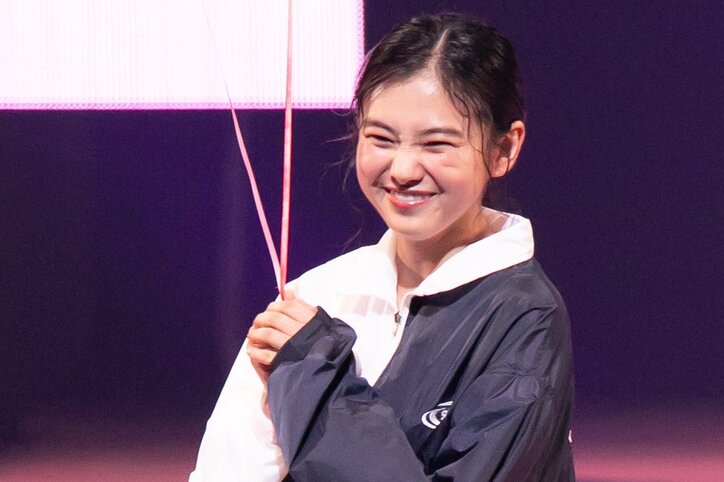 竹内涼真＆浜辺美波、新田真剣佑のサプライズ登場に大歓声！ -Seventeen 夏の学園祭2018【画像集】