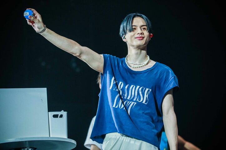 BALLISTIK BOYZ、メンバーの立ち位置と歌唱パートを入れ替えするステージに「神回」の声!話題の『春を告げる』本気ダンスも披露【ファンミーティング】