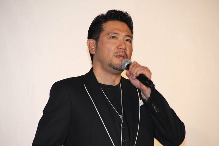 岩田剛典、水中で脱ぐシーンの撮影秘話を披露「下を脱ぐところまでワンカットで…」