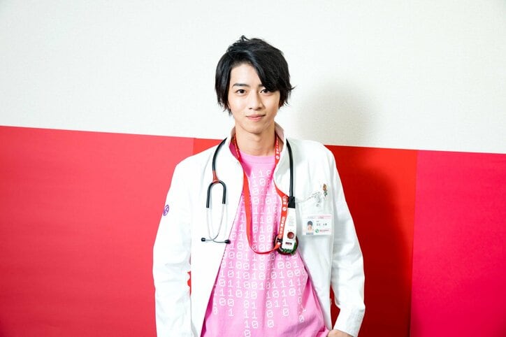 仮面ライダーエグゼイド飯島寛騎、フォーゼ福士蒼汰は「大きなオーラを持っている俳優さん」