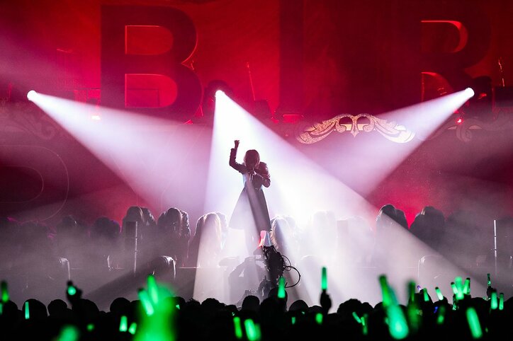「なんでもなかった４月６日が、特別な４月６日になりました」欅坂46、全26曲披露のデビュー1周年ライブを開催 4枚目