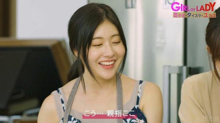 田中みな実似の33歳美女「力、抜いて…」恋愛経験ゼロの男性に優しく料理指導、大人のアプローチに男性がニヤニヤドキドキ