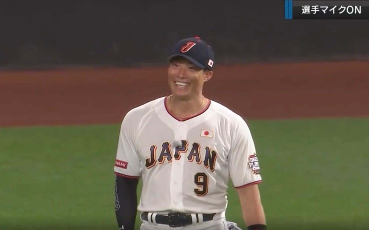 今日の練習では、全員でお揃いの#糸井嘉男 選手Tシャツを着て