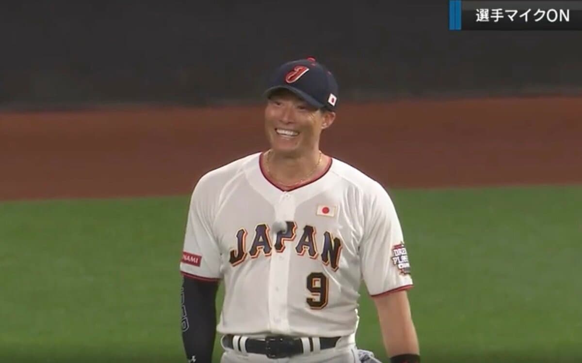 糸井嘉男が大爆笑！ グラウンド上の“選手マイク”がヤバすぎると話題に