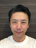 大浦龍宇一、評判の良い白髪ヘアを公開「髪を黒く染めるのをやめて」