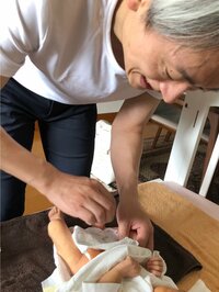 登坂淳一『はじめてのオムツがえ』